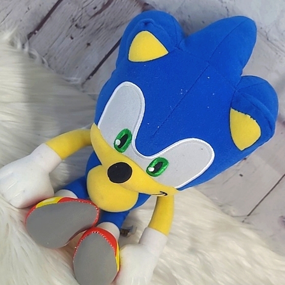Sega Sonic the Hedgehog Collectible 12 Inch Plush Stuffed Animal Toy - Picture 3 of 12